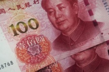 100 yuan bills